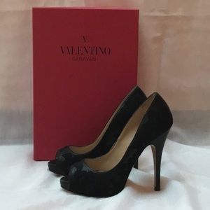 Valentino embroidered leather size 35